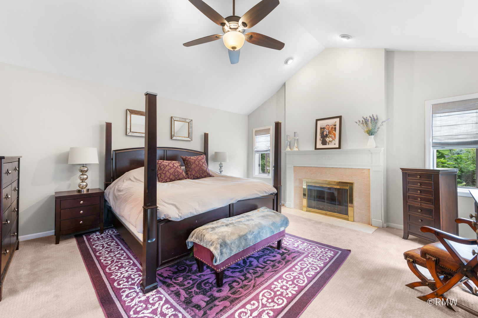 115 W SEMINOLE Avenue, Elmhurst, IL 60126