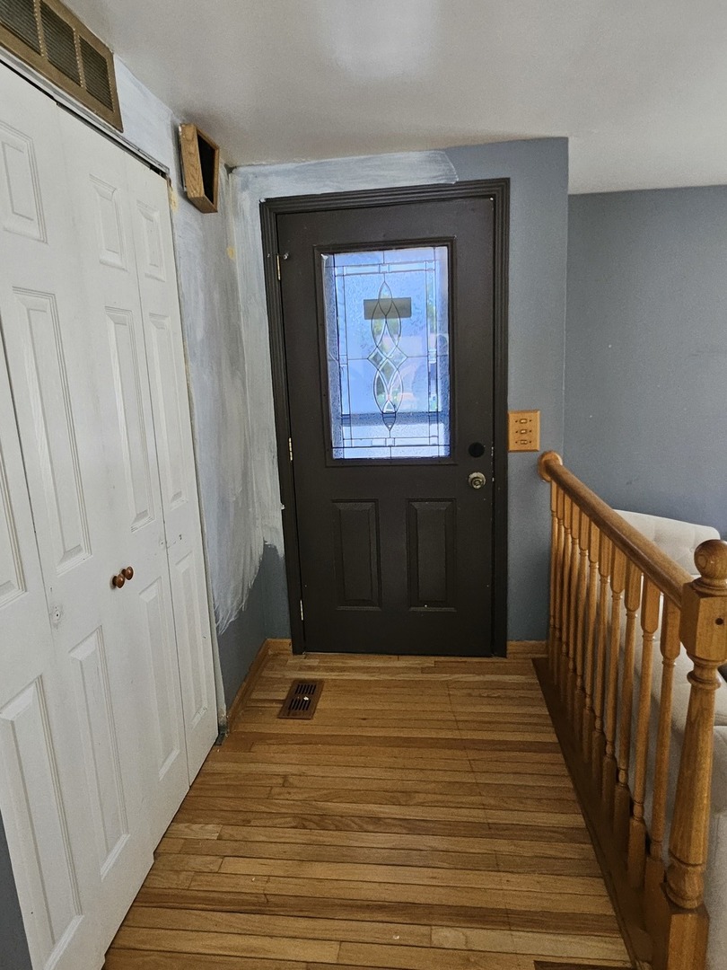 155 HASTINGS MILL Road, Streamwood, IL 60107