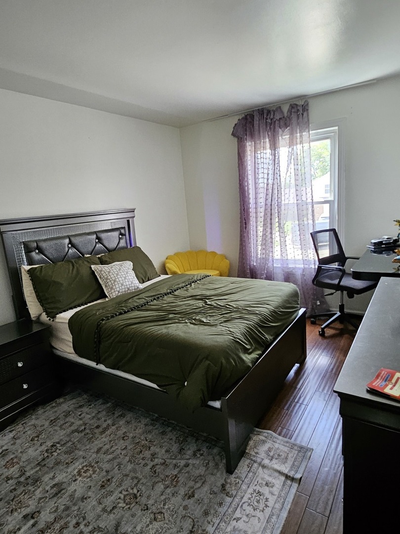 155 HASTINGS MILL Road, Streamwood, IL 60107