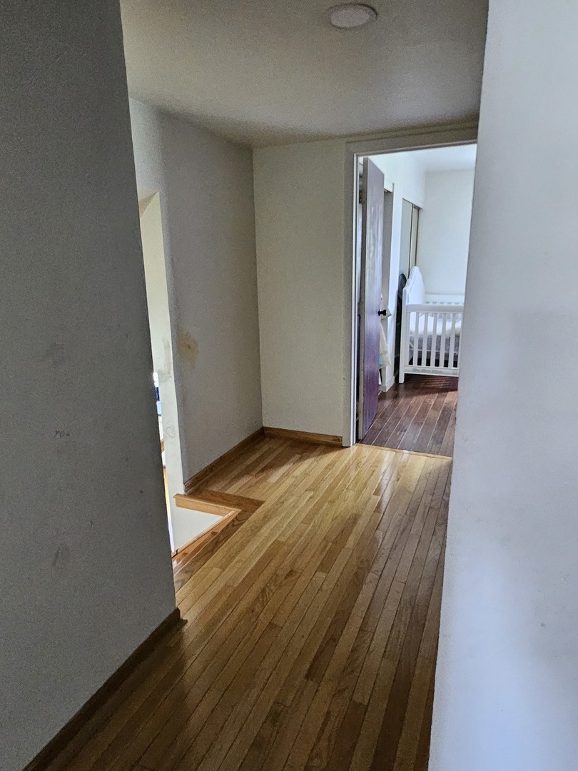 155 HASTINGS MILL Road, Streamwood, IL 60107