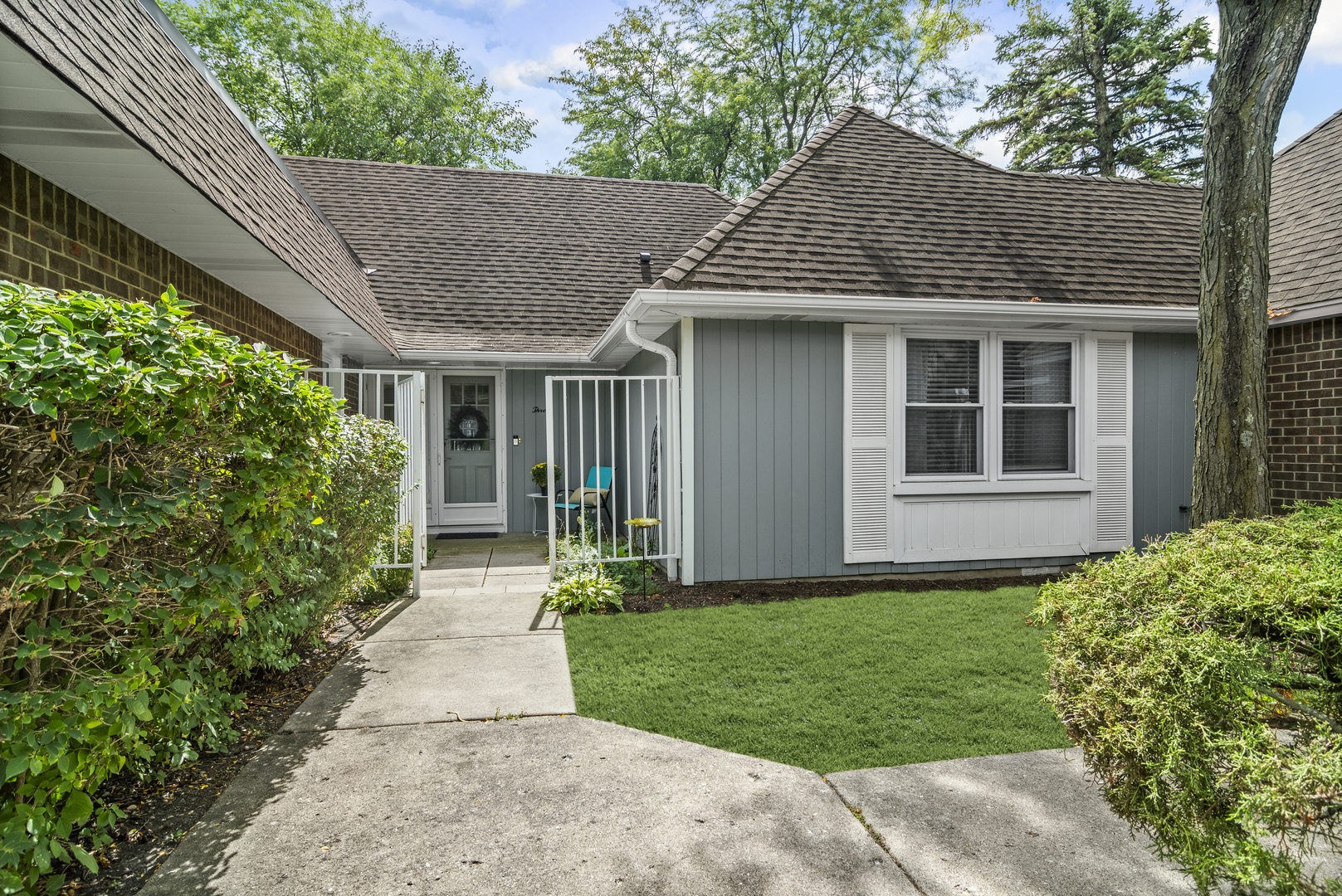 3 Brookton On Auburn Lane, Rolling Meadows, IL 60008