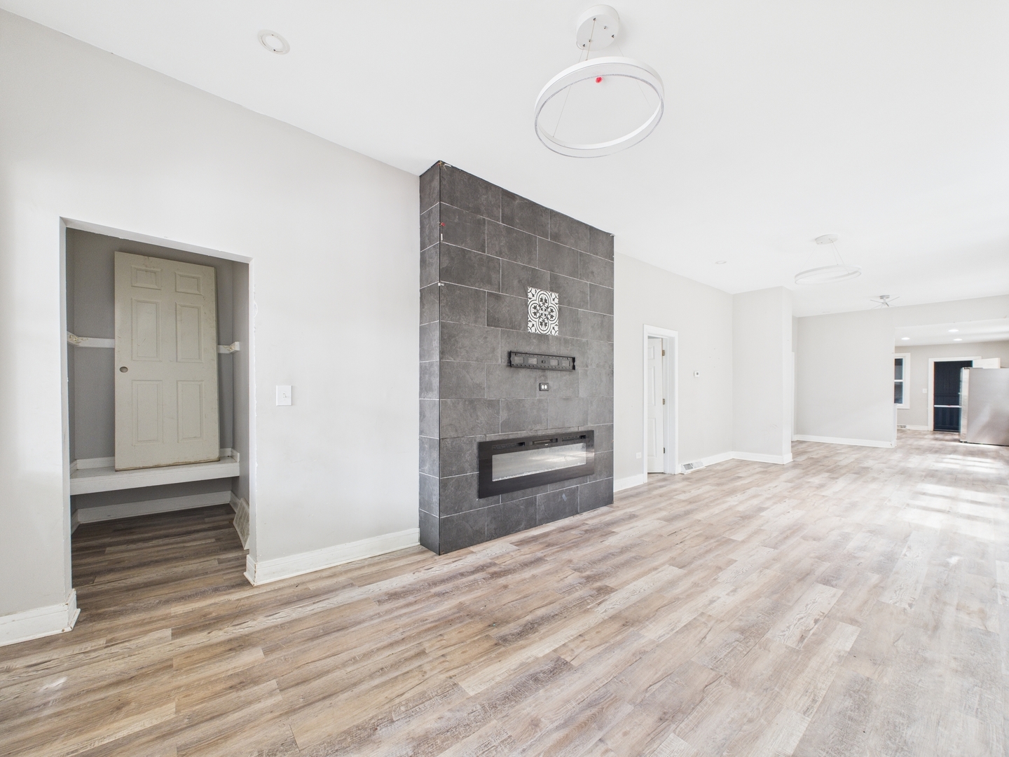 2837 S Farrell Street, Chicago, IL 60608