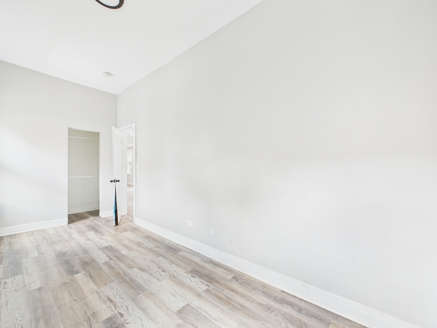2837 S Farrell Street, Chicago, IL 60608