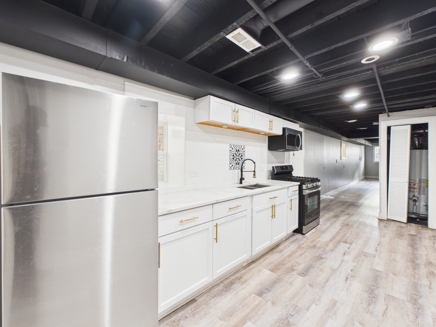 2837 S Farrell Street, Chicago, IL 60608
