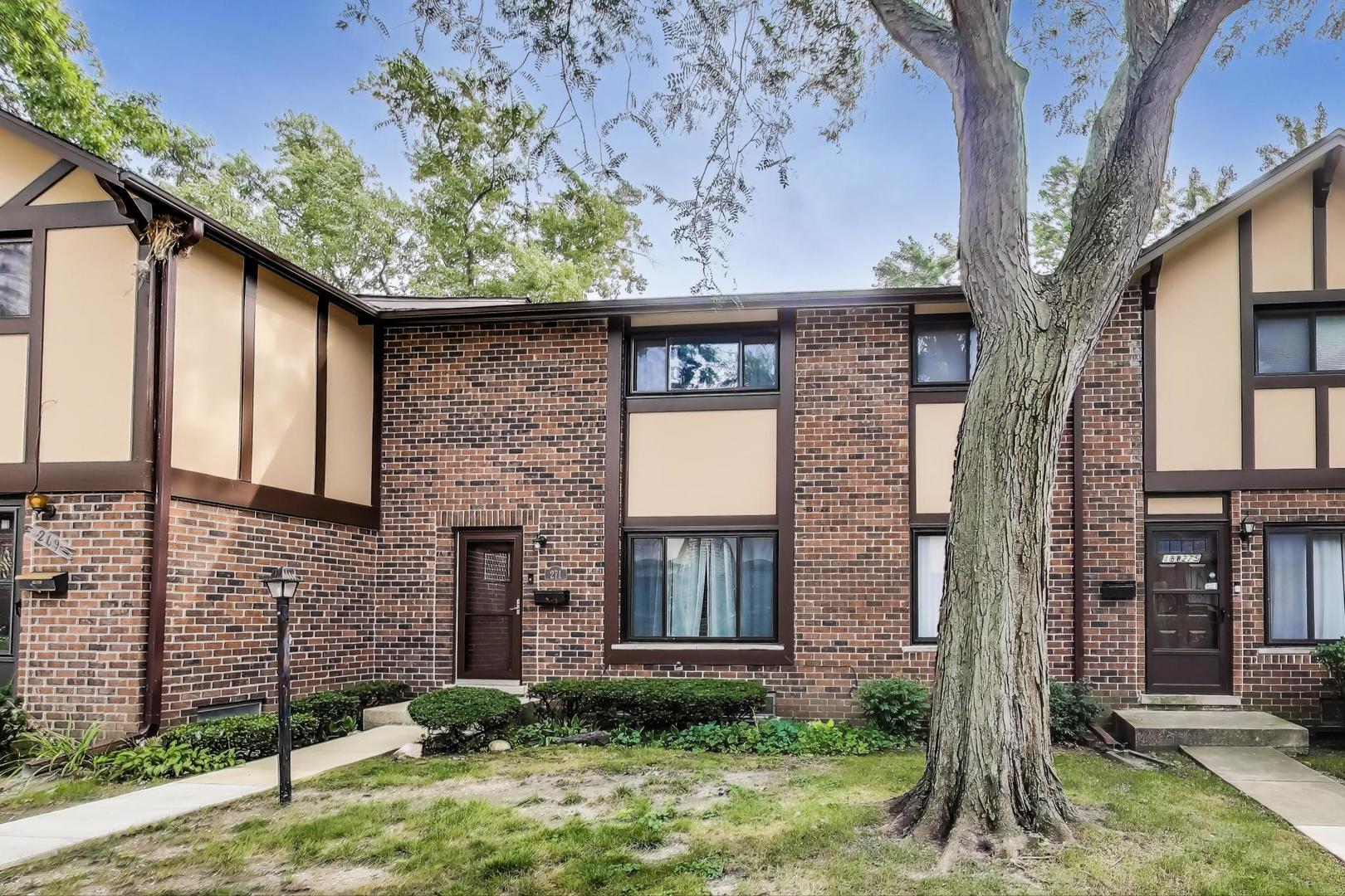 18W271 Kirkland Lane, Villa Park, IL 60181