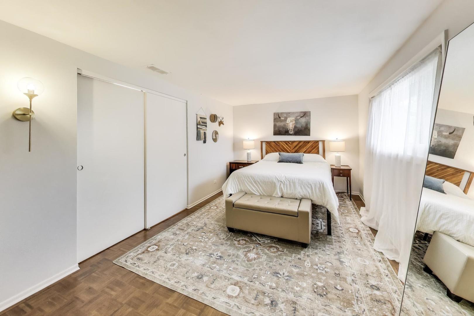 18W271 Kirkland Lane, Villa Park, IL 60181