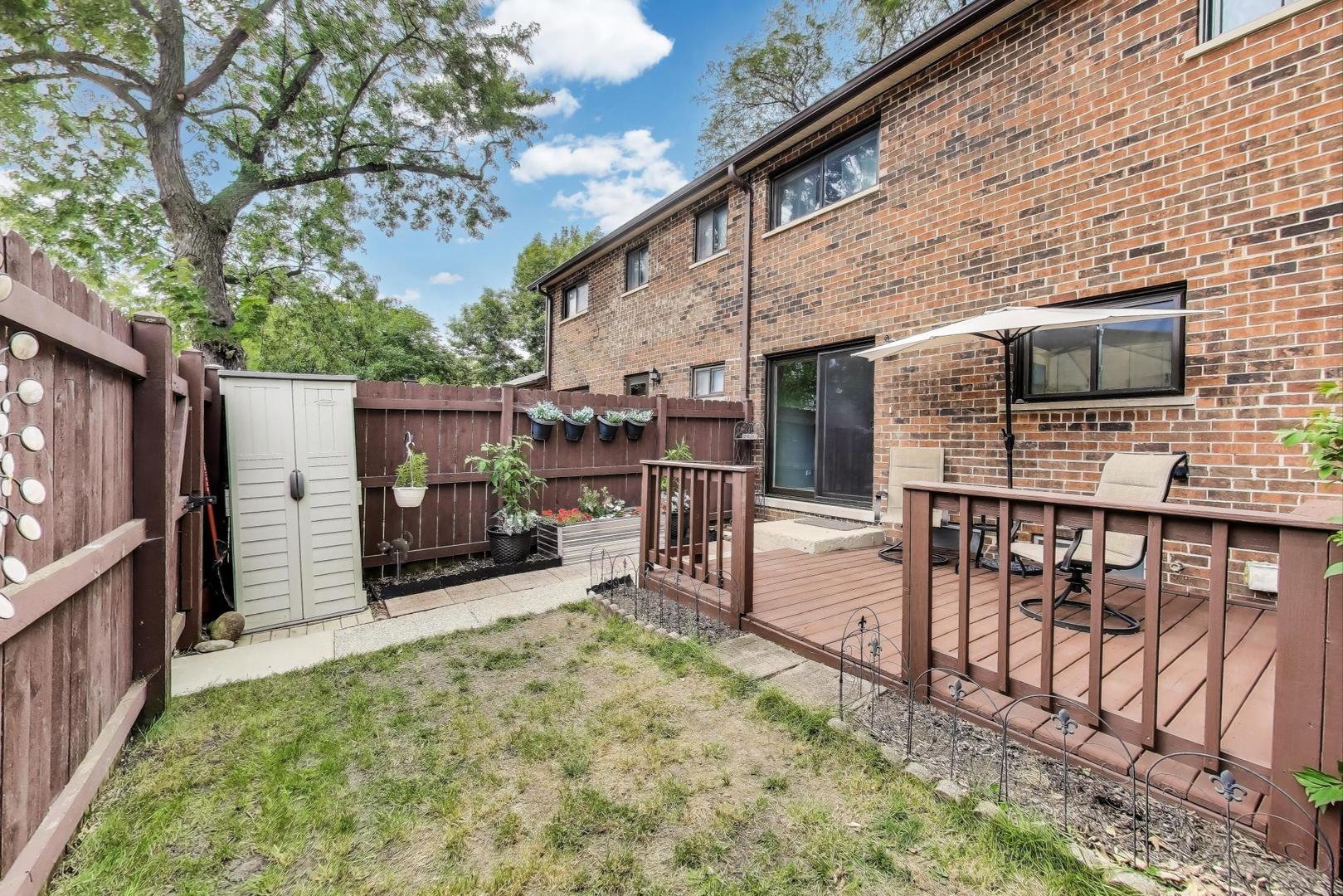 18W271 Kirkland Lane, Villa Park, IL 60181