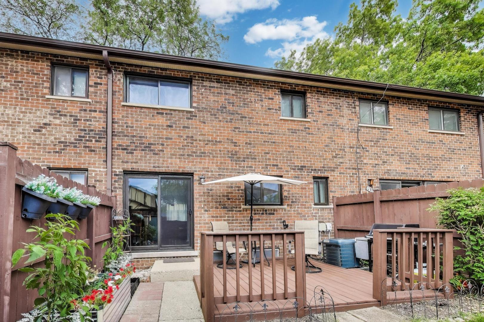 18W271 Kirkland Lane, Villa Park, IL 60181