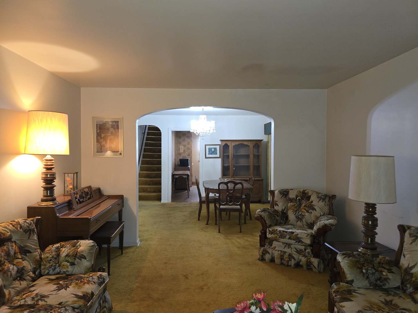 10827 S Peoria Street, Chicago, IL 60643