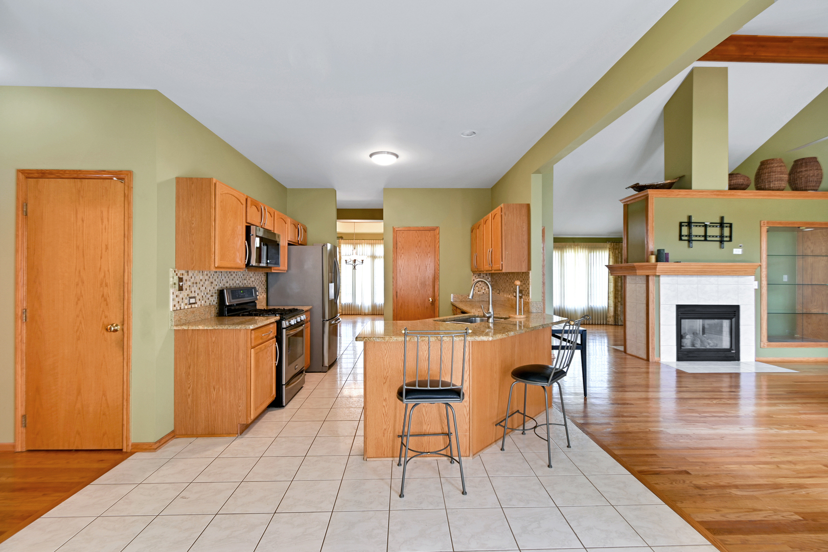 21222 Whitney Avenue, Matteson, IL 60443