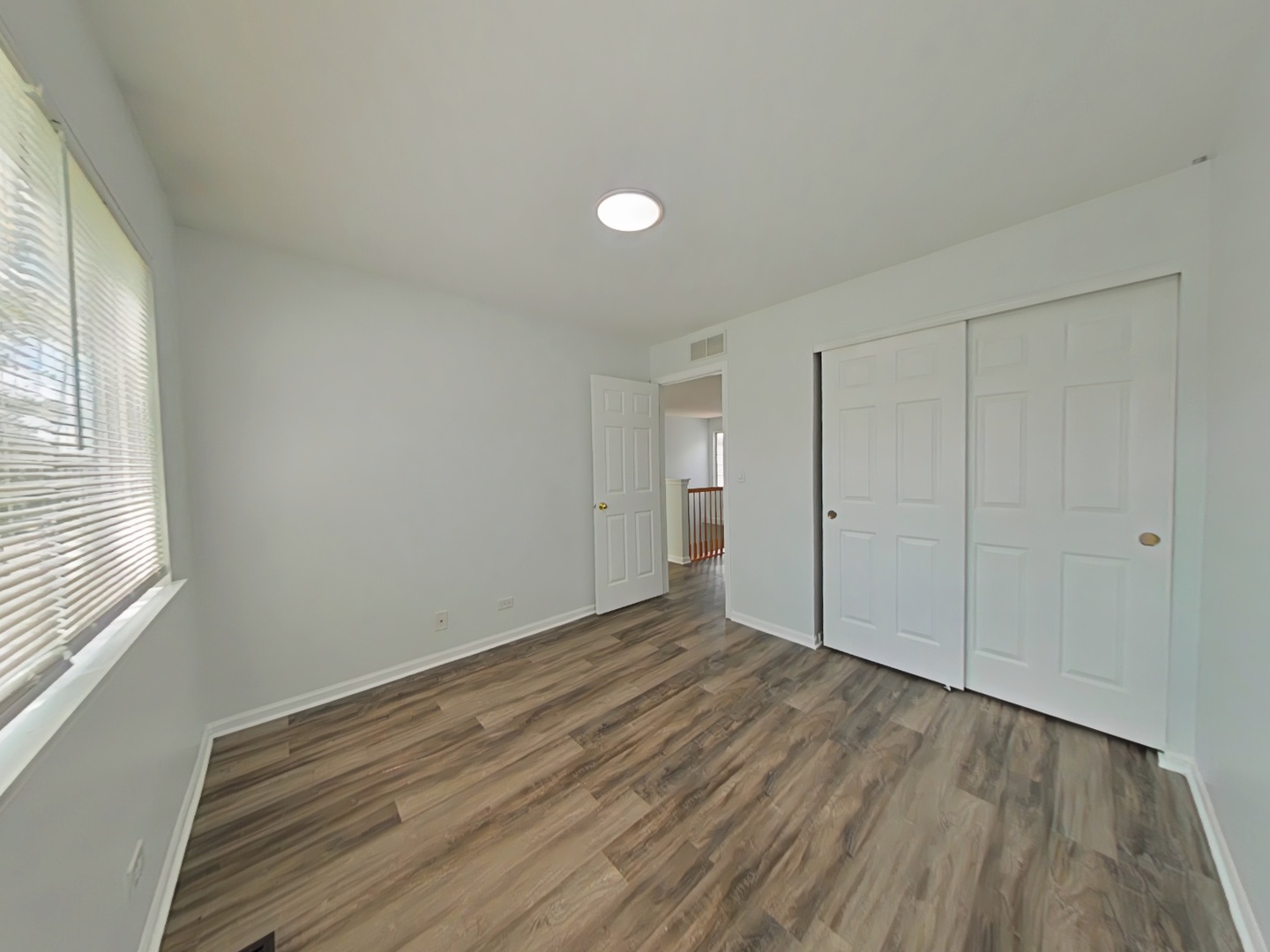 945 Parkhill Circle, Aurora, IL 60502
