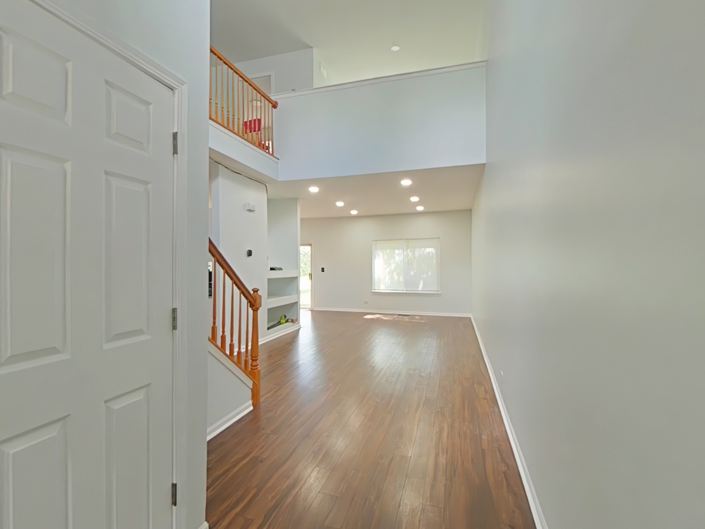 945 Parkhill Circle, Aurora, IL 60502