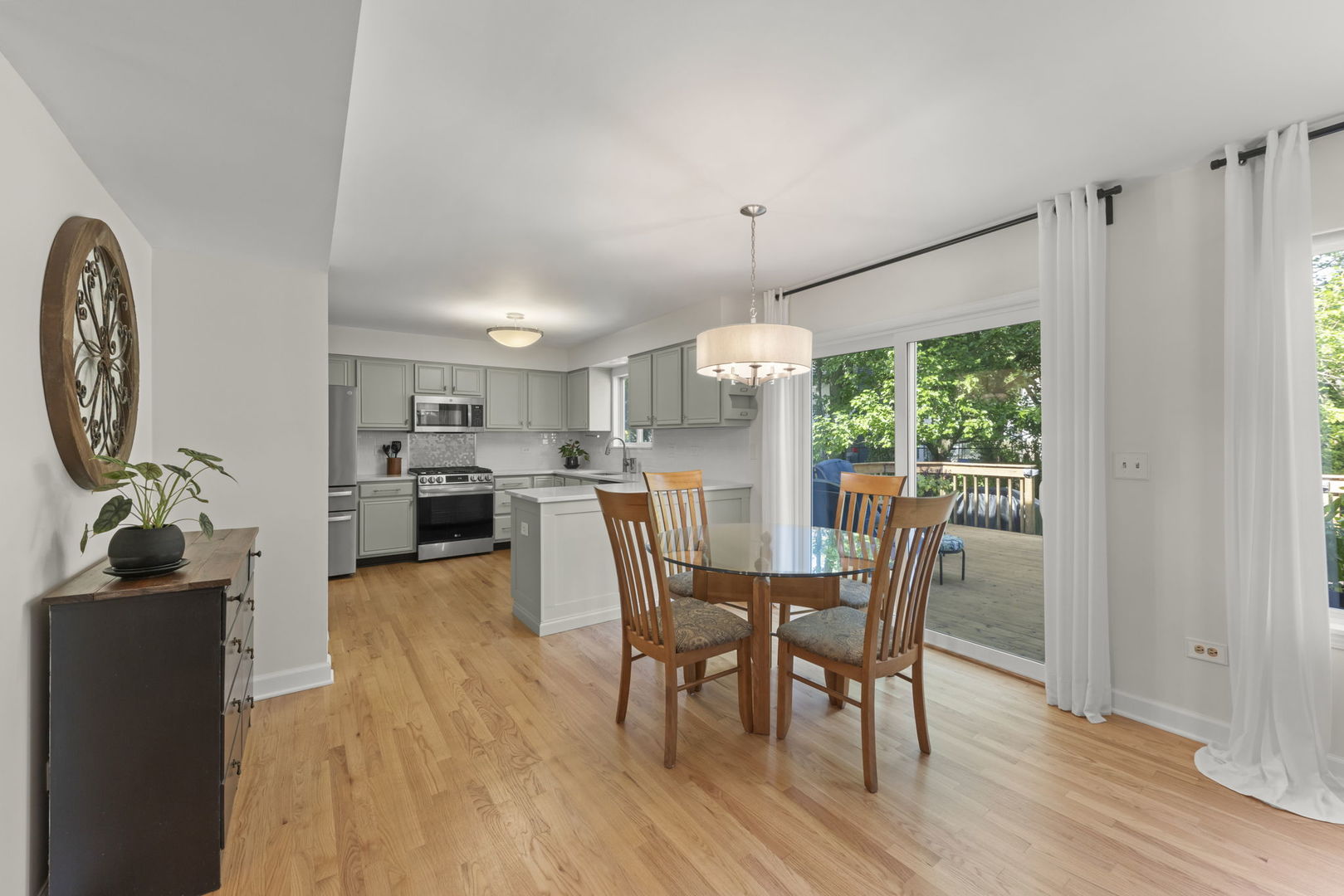 6 Copper Court, Bolingbrook, IL 60440