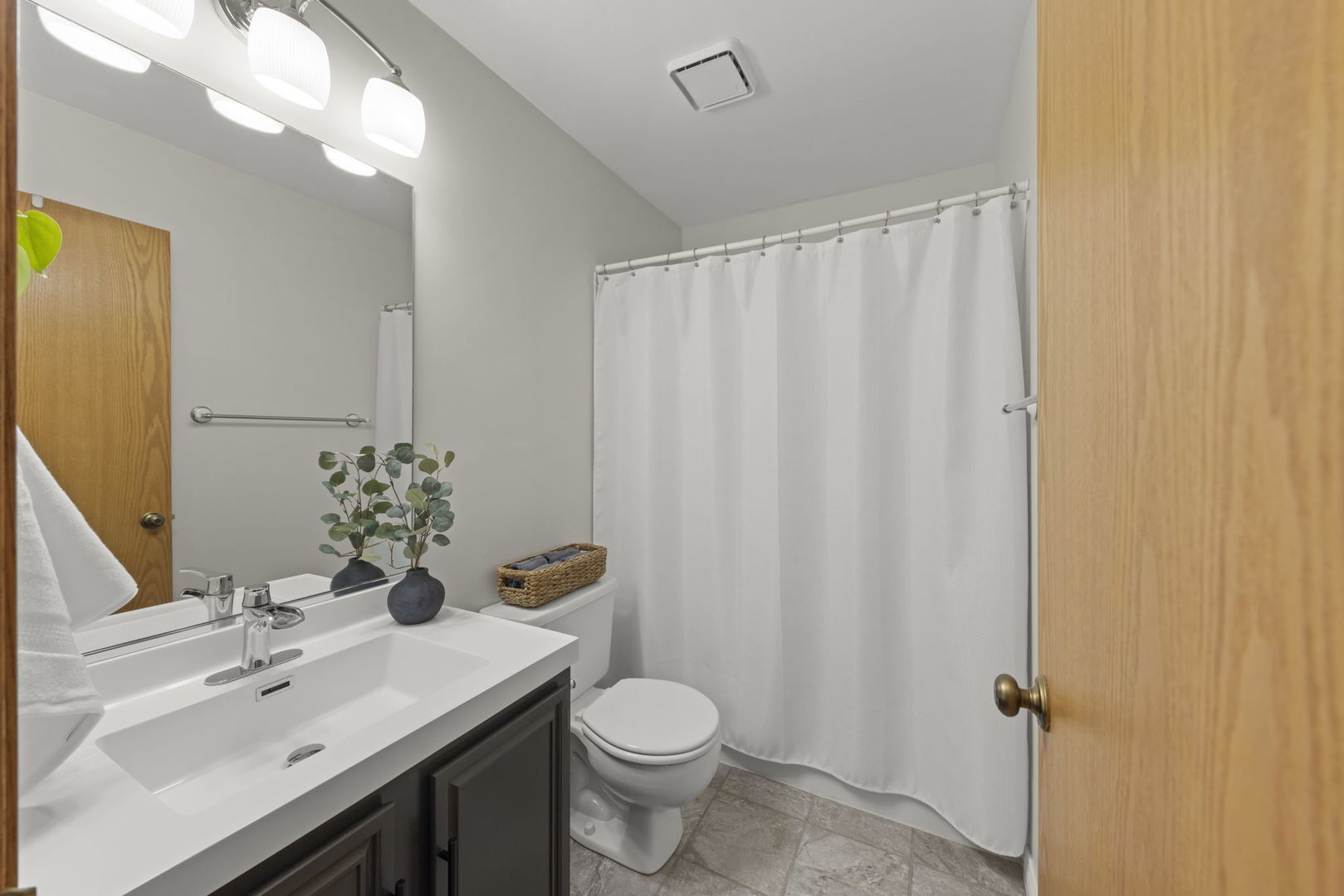 6 Copper Court, Bolingbrook, IL 60440