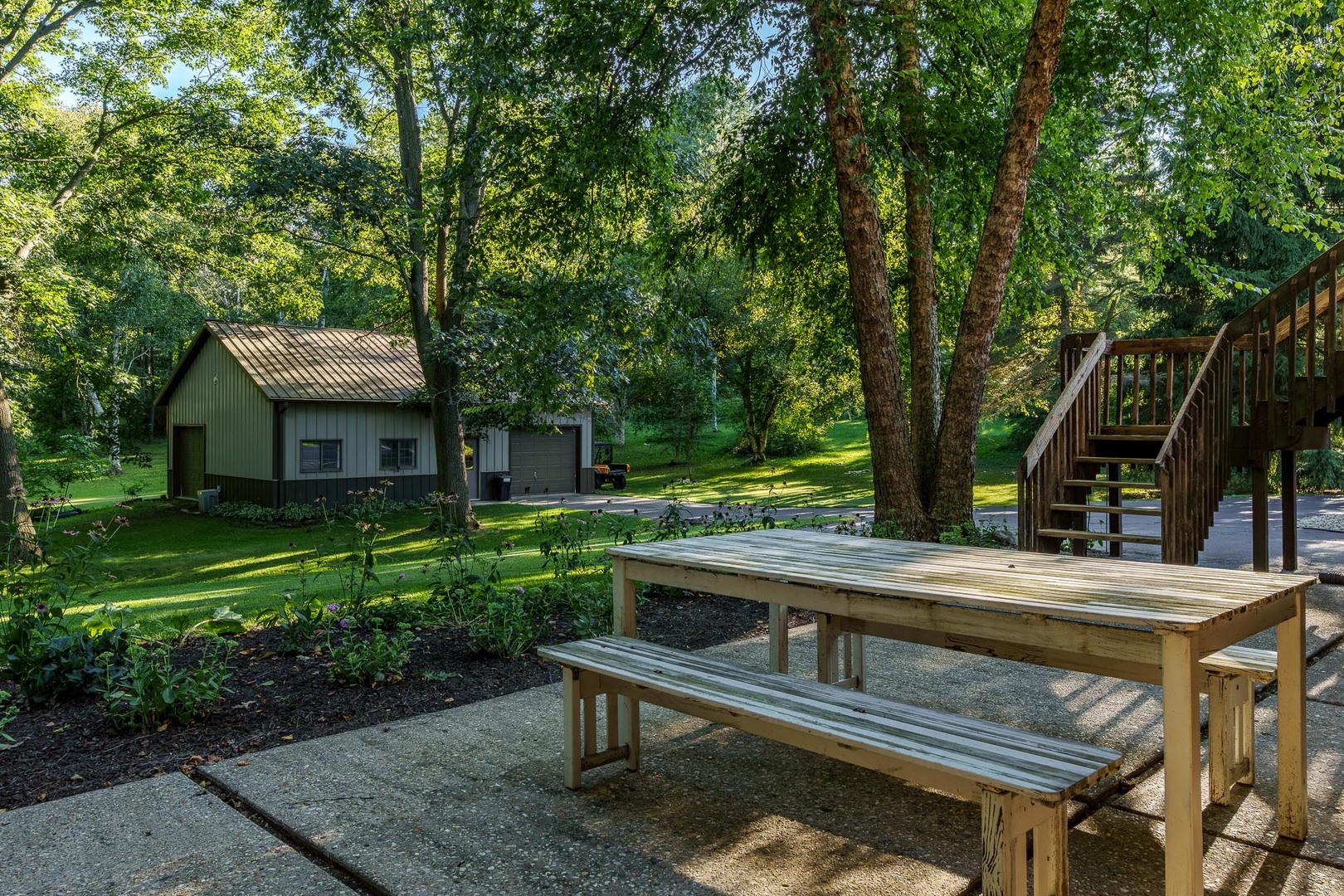 8383 E Crockett Road, Roscoe, IL 61073