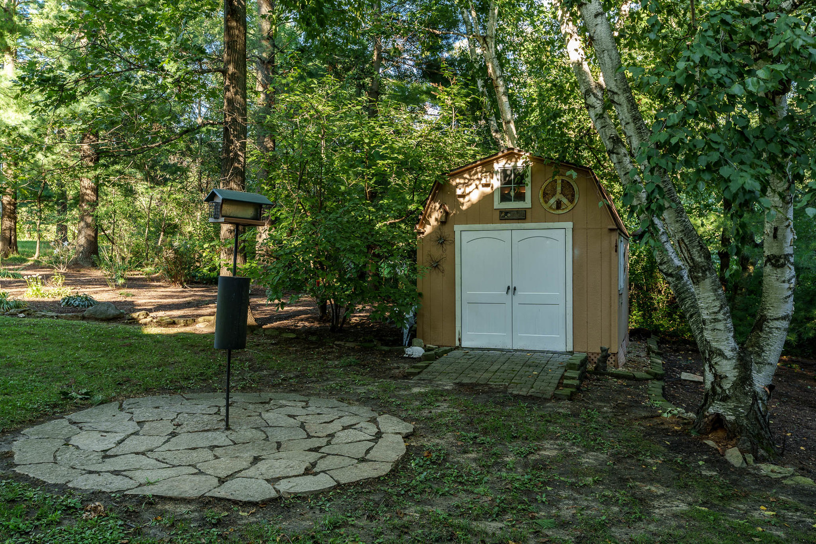8383 E Crockett Road, Roscoe, IL 61073