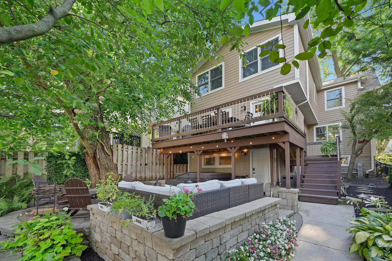 5313 Washington Street, Downers Grove, IL 60515