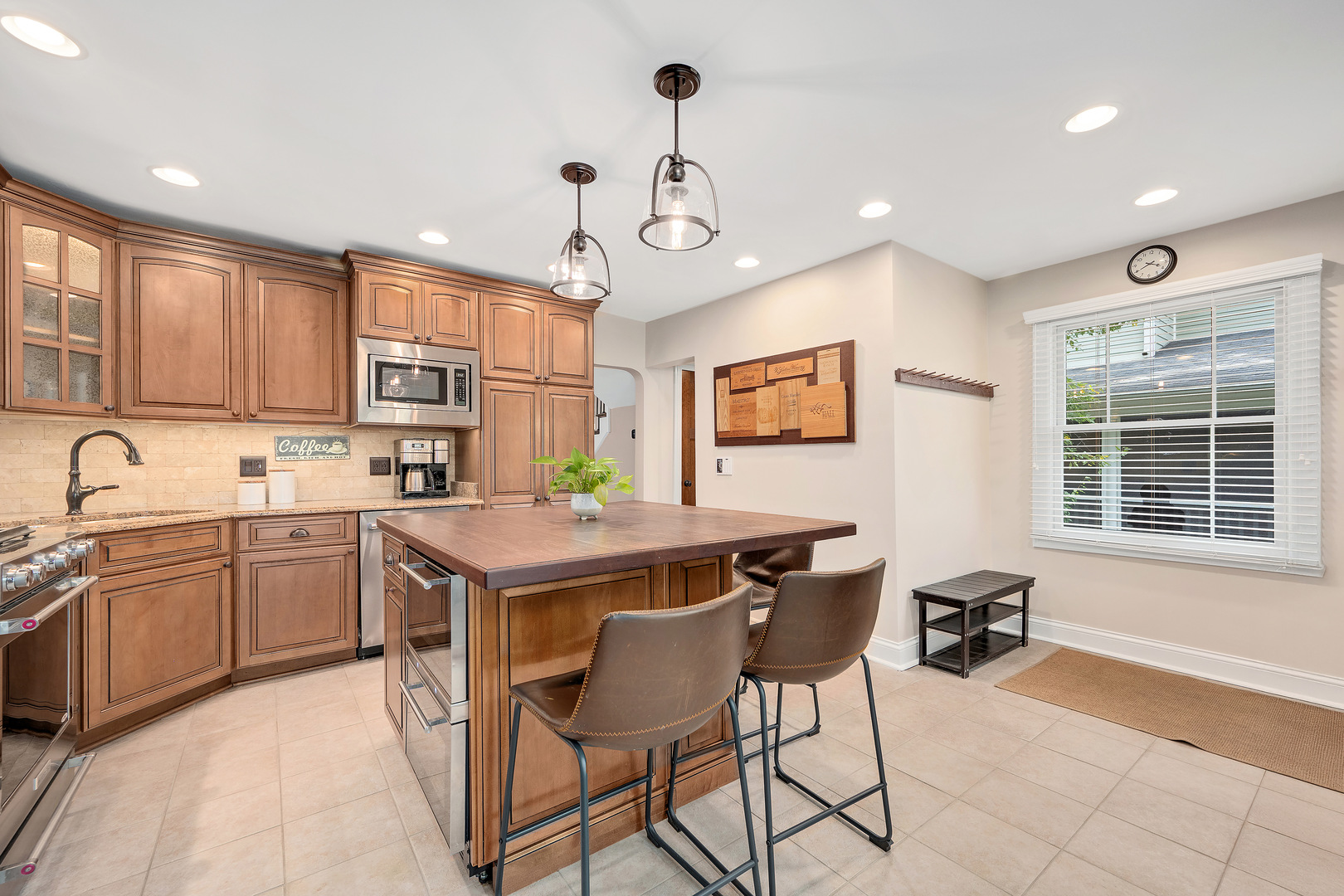 5313 Washington Street, Downers Grove, IL 60515