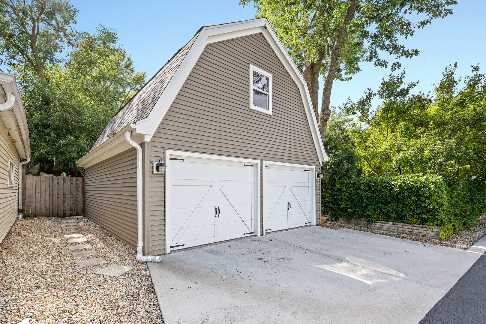 5313 Washington Street, Downers Grove, IL 60515