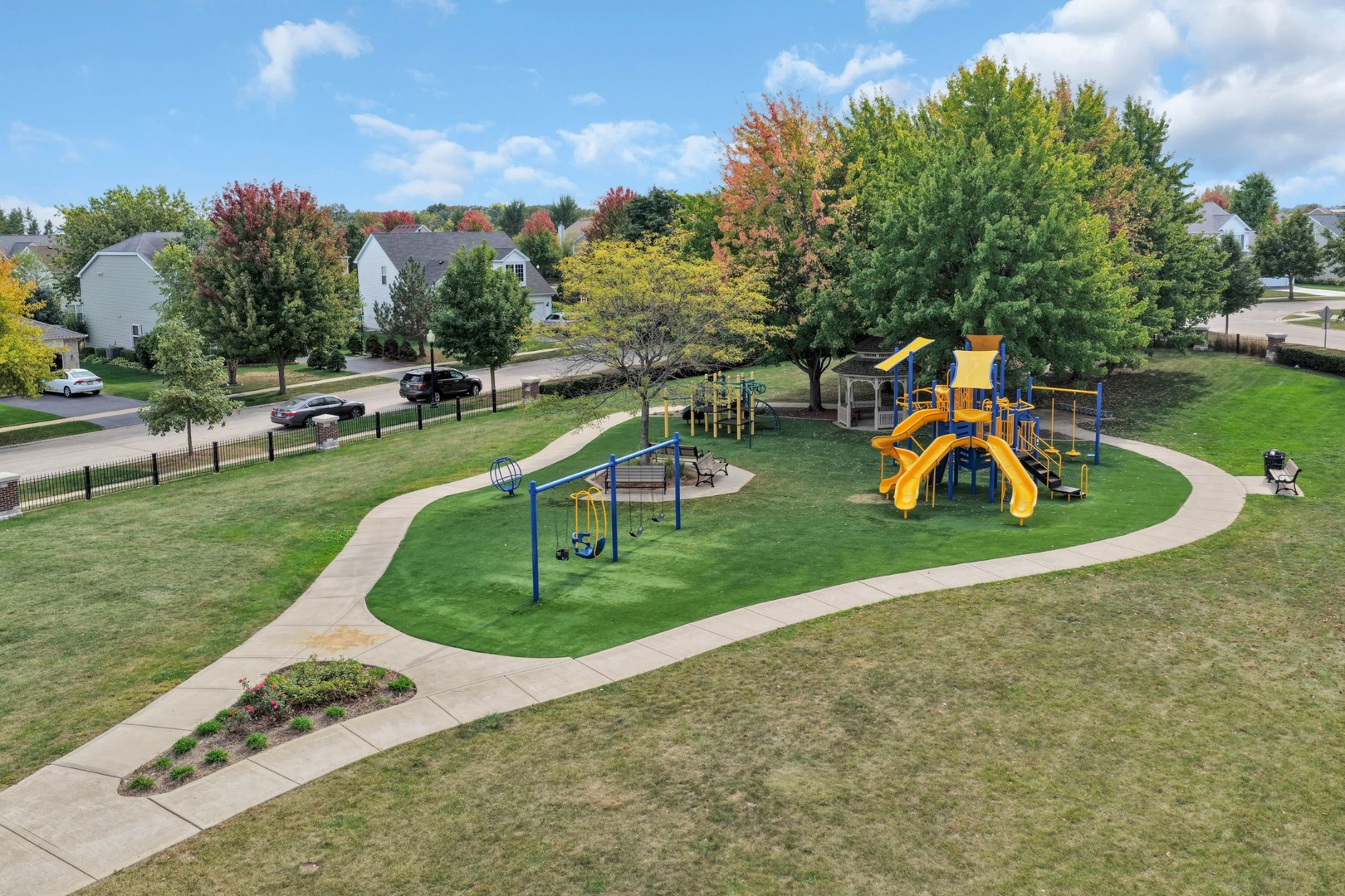 909 Forestview Way, Antioch, IL 60002