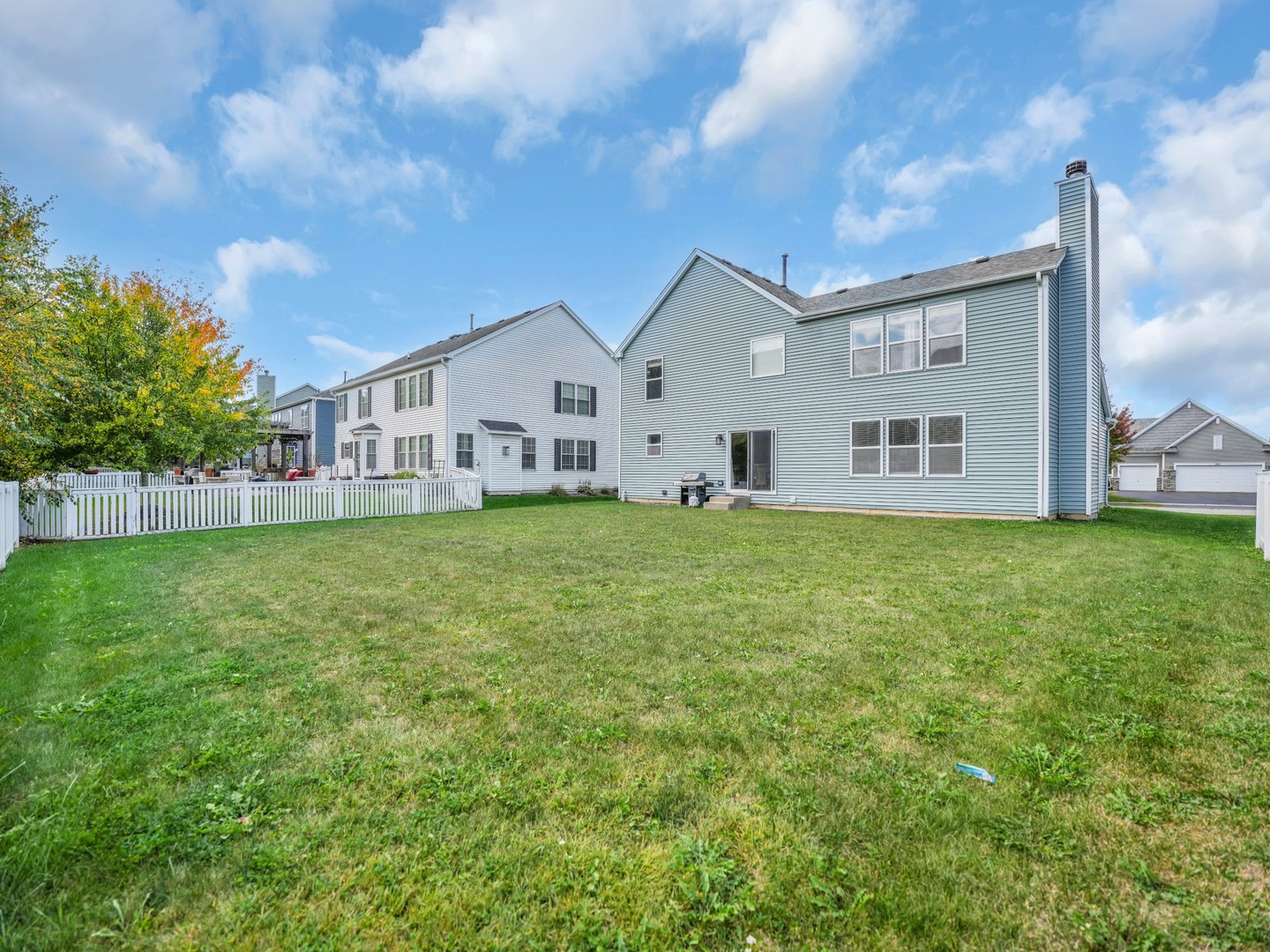 909 Forestview Way, Antioch, IL 60002