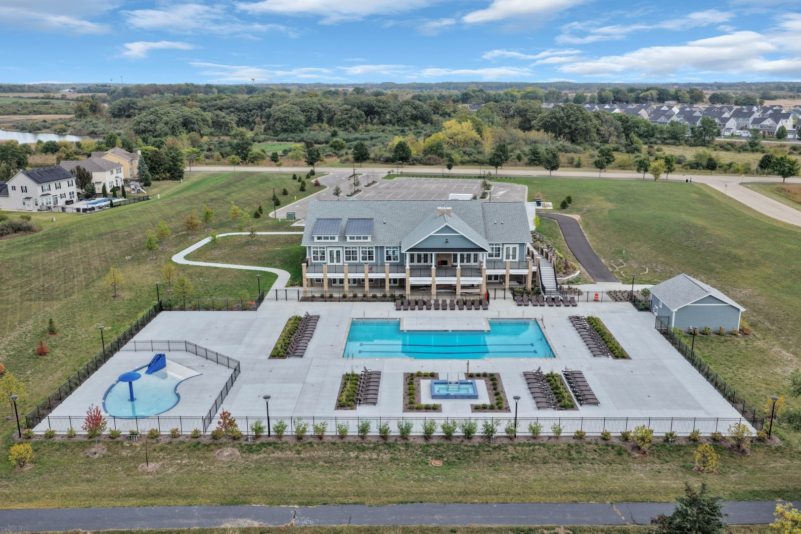 909 Forestview Way, Antioch, IL 60002