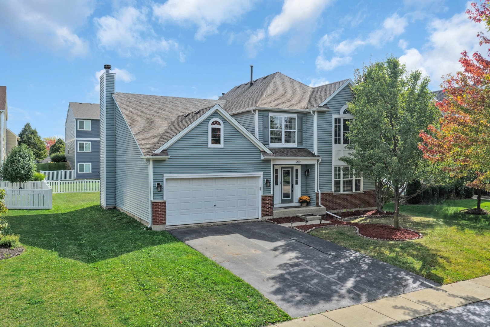 909 Forestview Way, Antioch, IL 60002