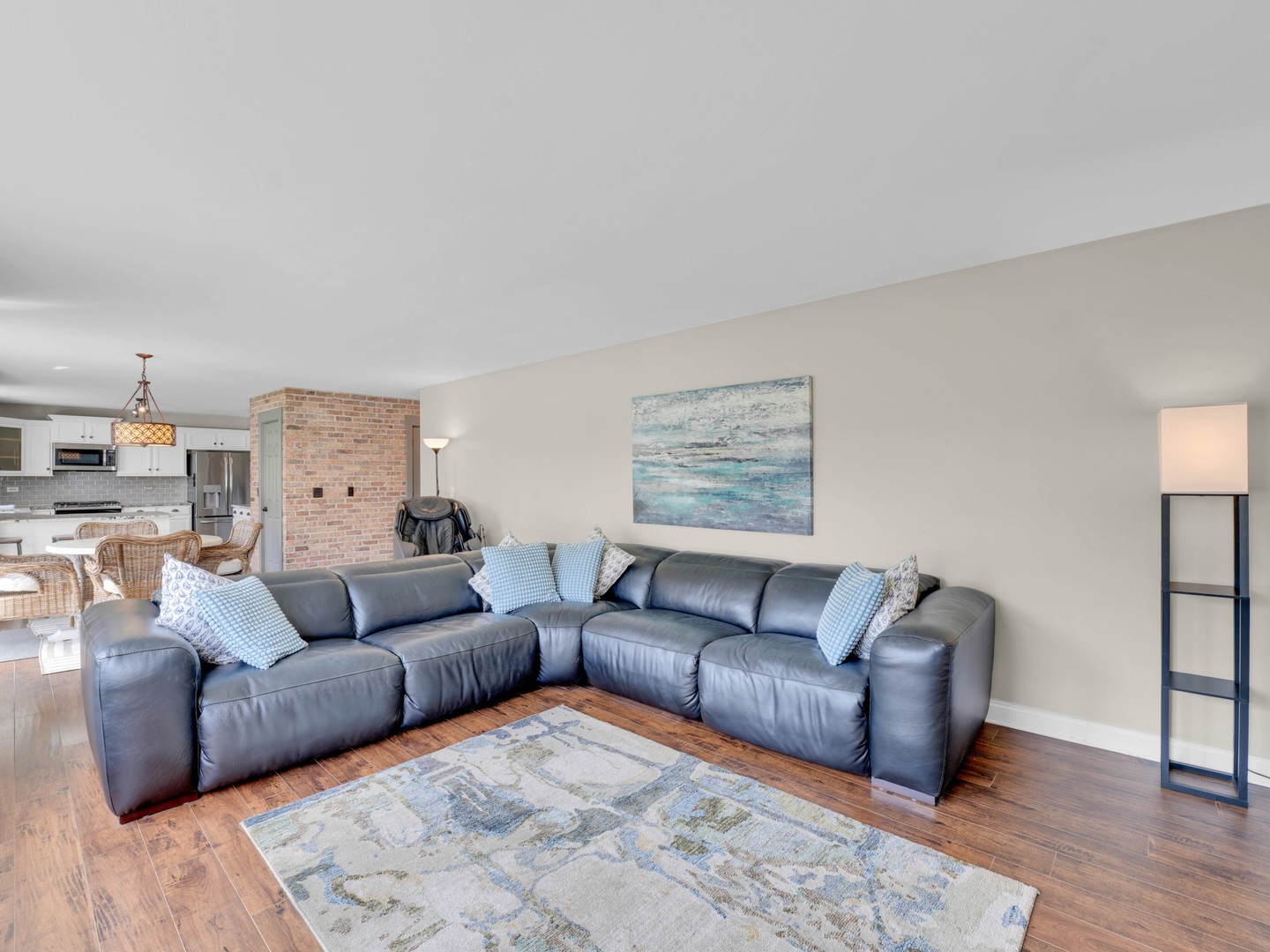 909 Forestview Way, Antioch, IL 60002