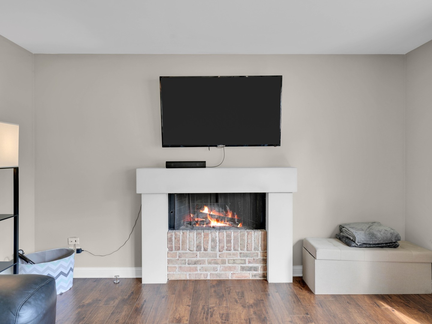 909 Forestview Way, Antioch, IL 60002