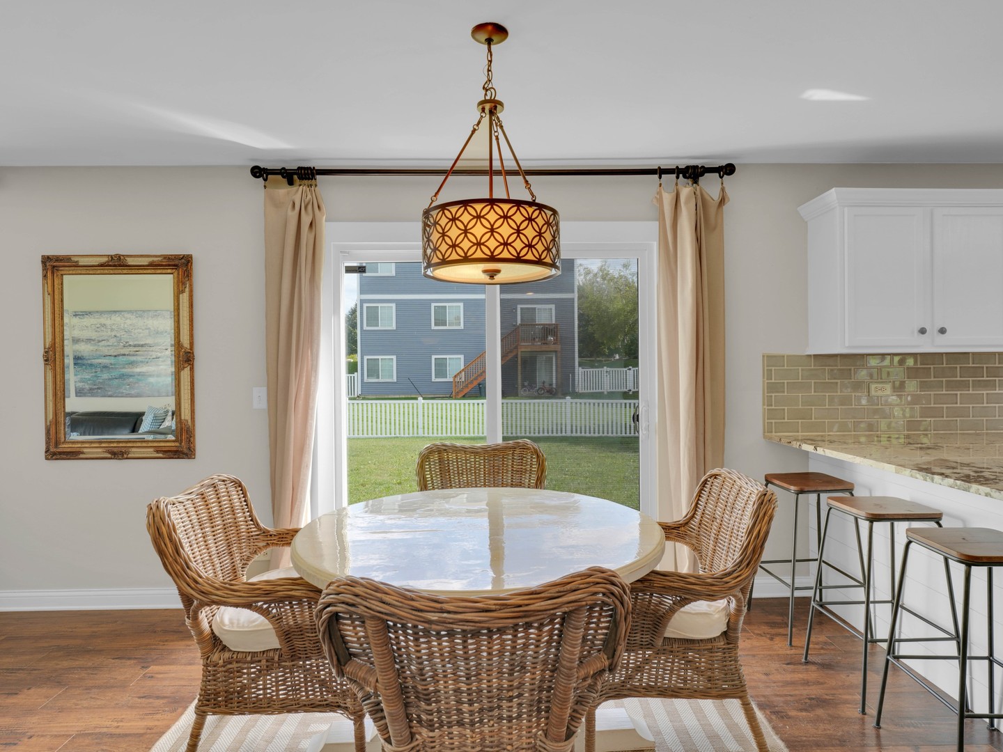 909 Forestview Way, Antioch, IL 60002