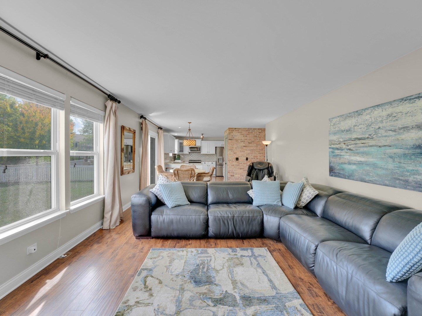 909 Forestview Way, Antioch, IL 60002