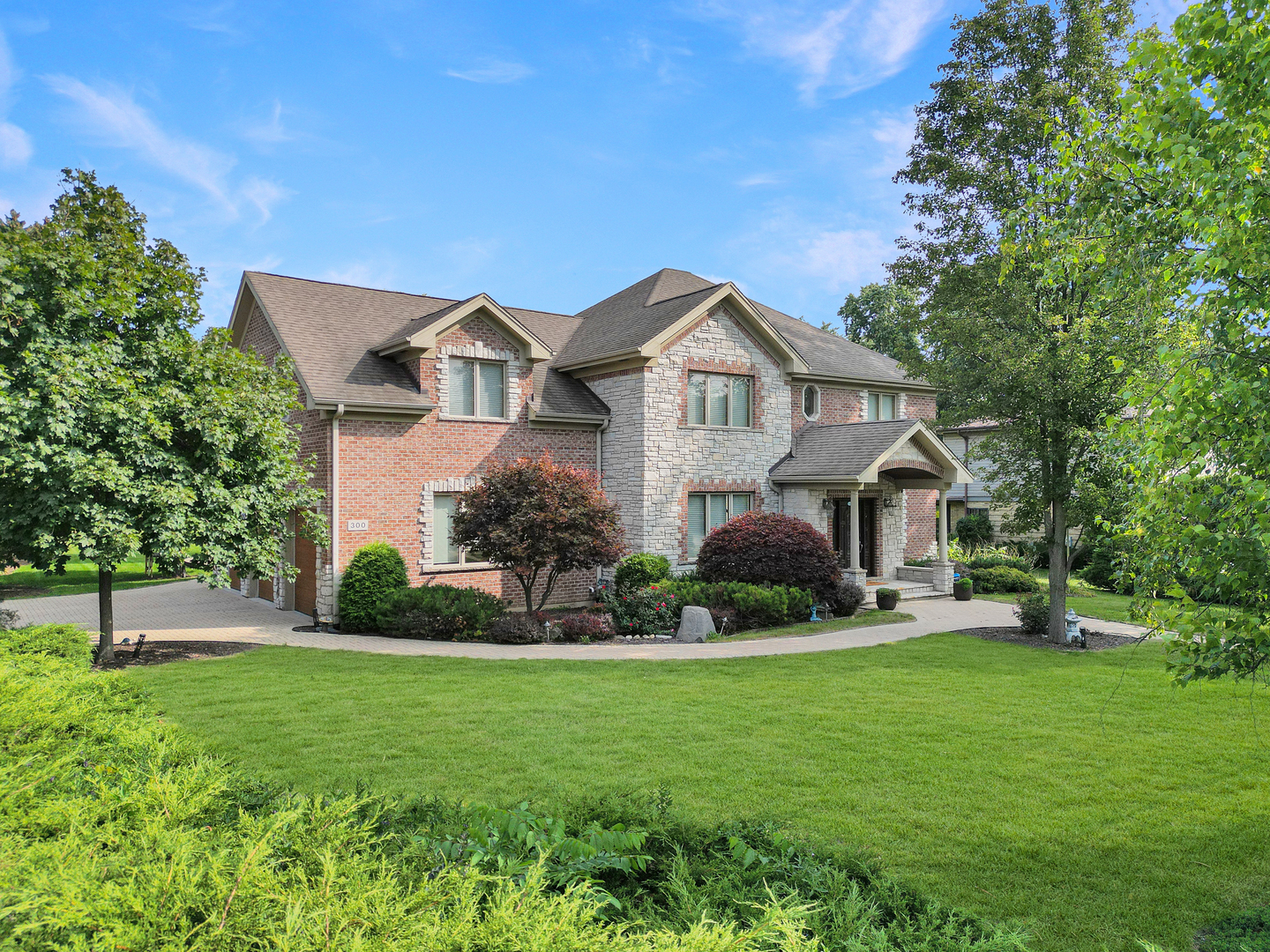 300 E Marion Avenue, Prospect Heights, IL 60070