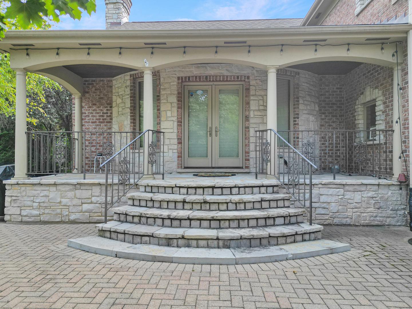 300 E Marion Avenue, Prospect Heights, IL 60070