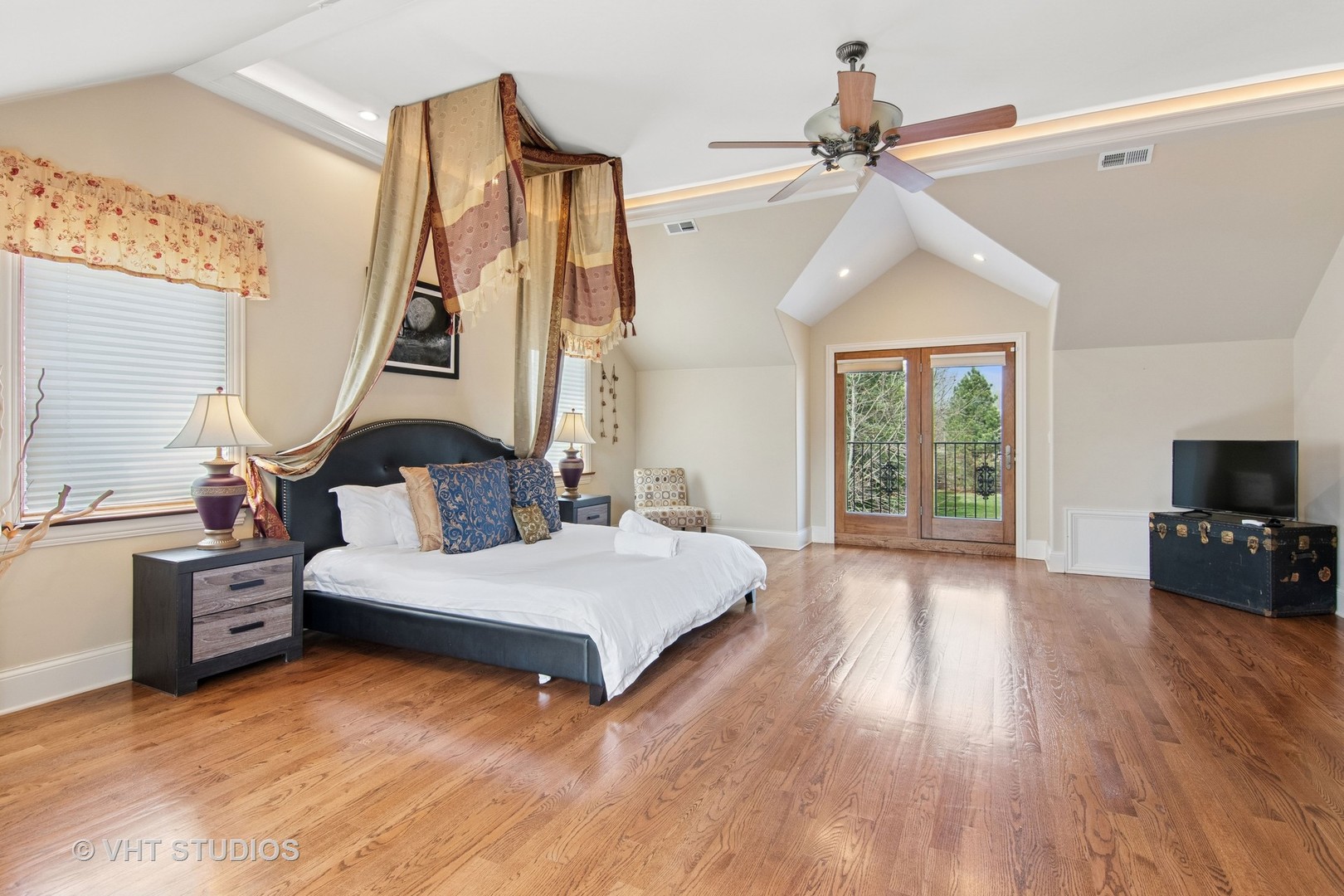 300 E Marion Avenue, Prospect Heights, IL 60070