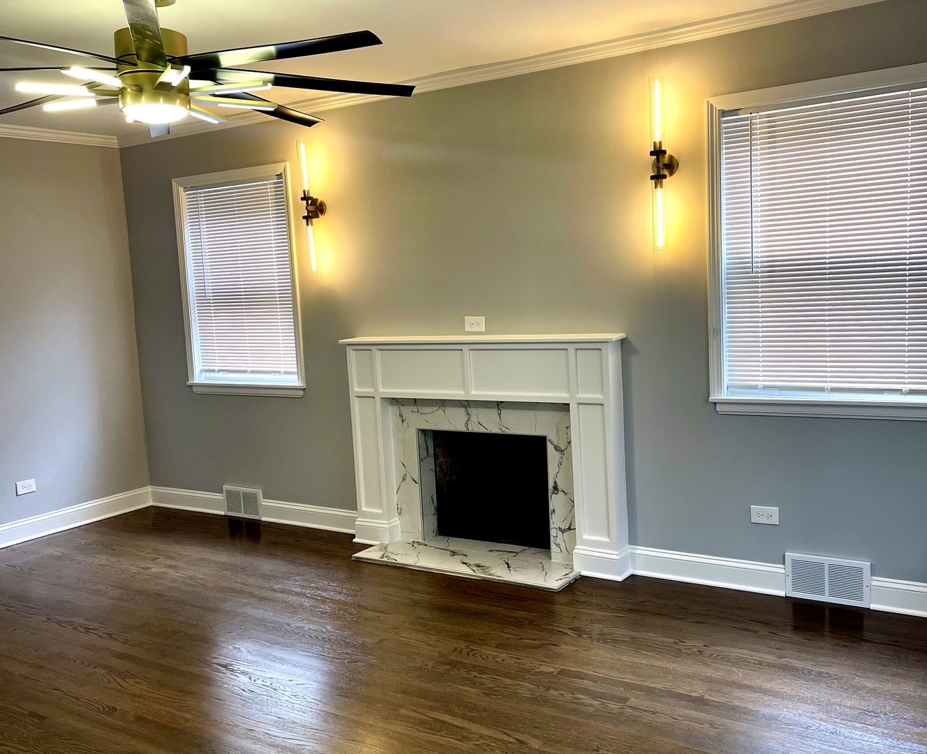 2103 S 20th Avenue, Broadview, IL 60155