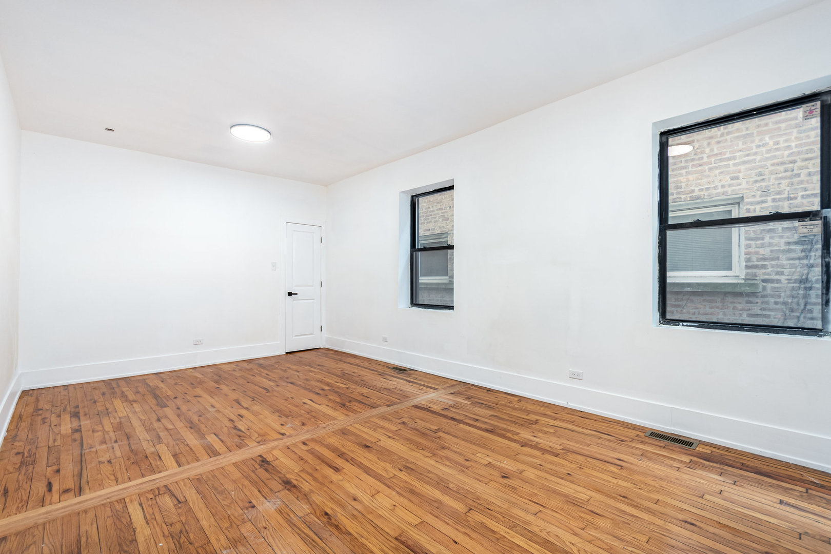 6336 S EBERHART Avenue, Chicago, IL 60637