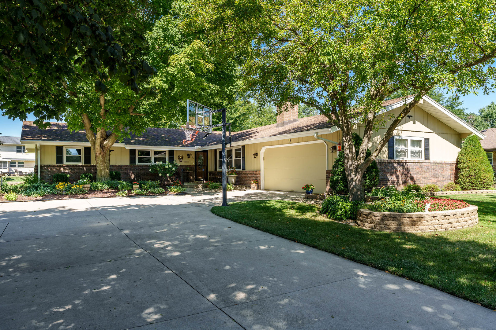 3606 Fleetwood Drive, Rockford, IL 61101