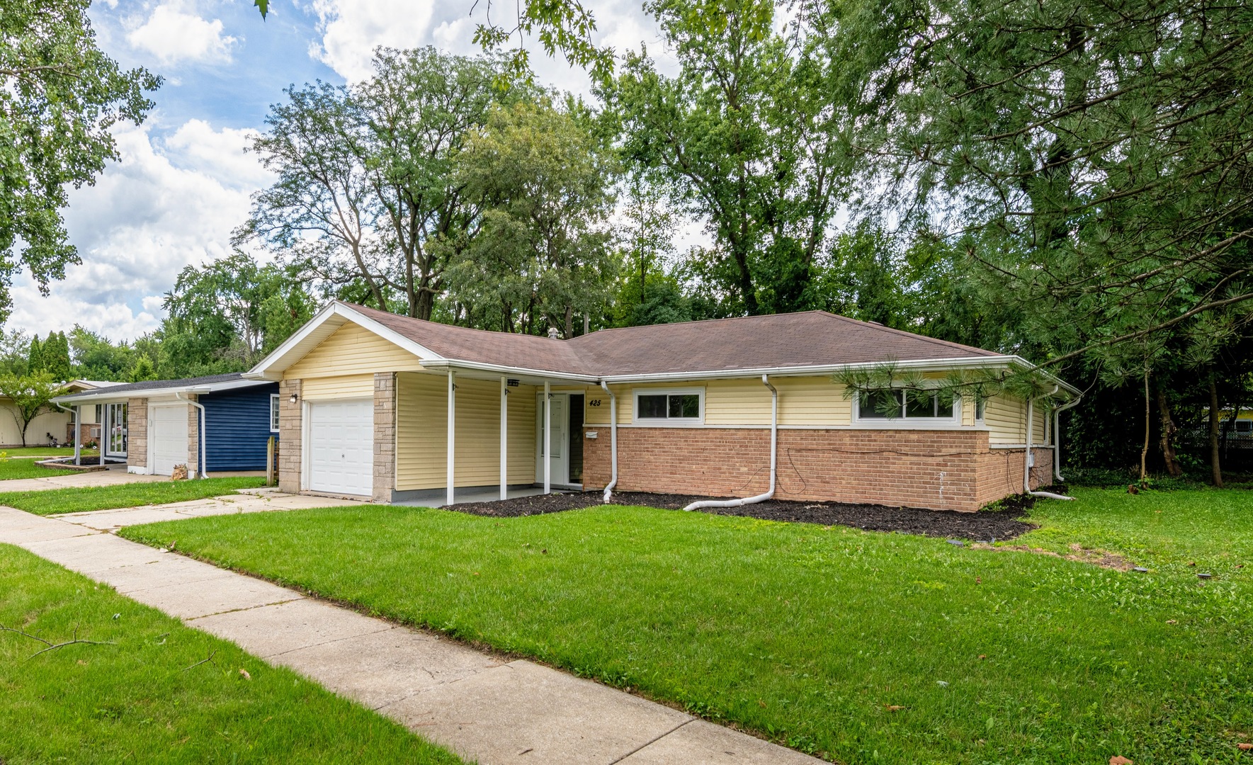 425 Lakewood Boulevard, Park Forest, IL 60466