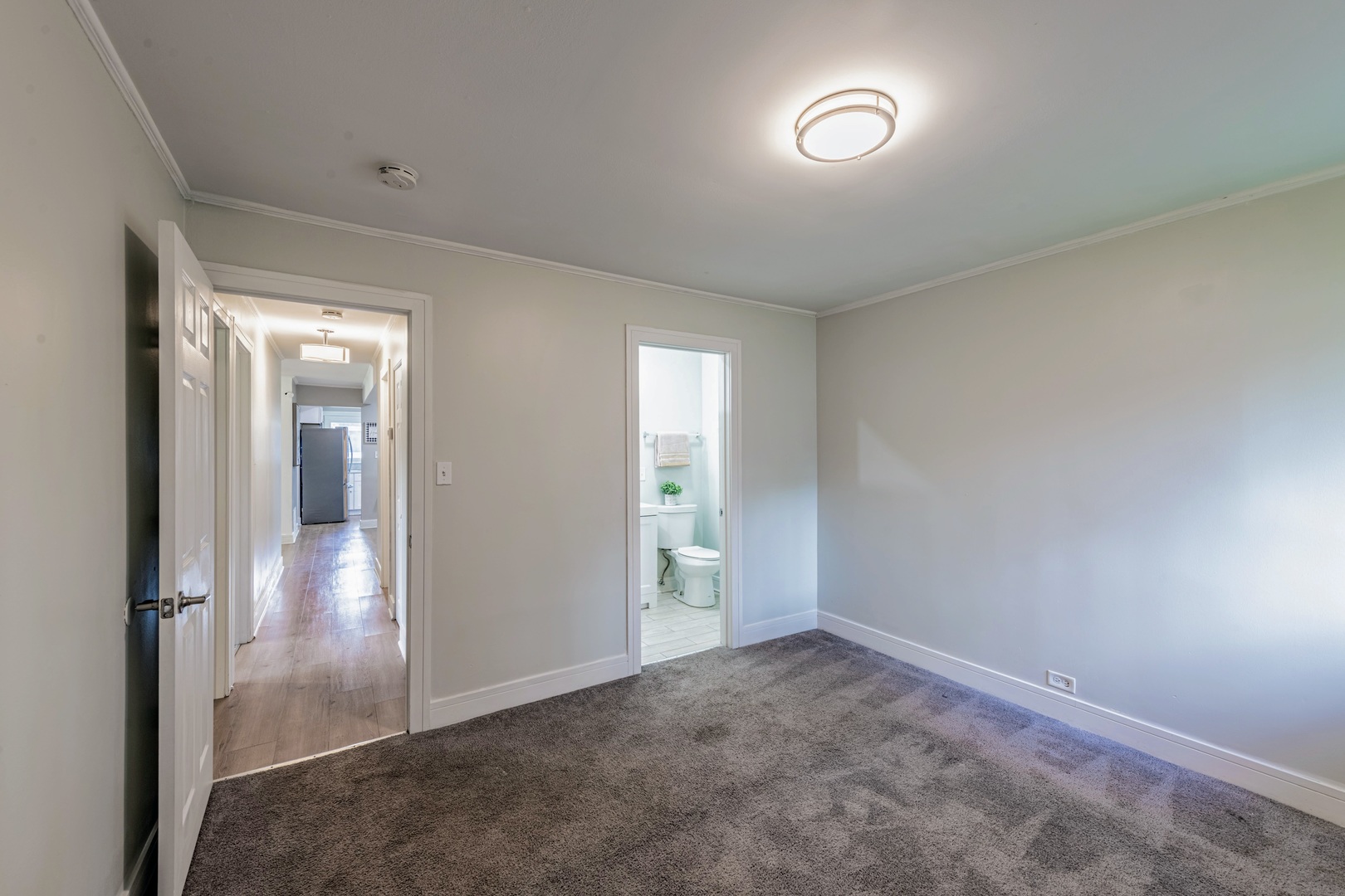 425 Lakewood Boulevard, Park Forest, IL 60466