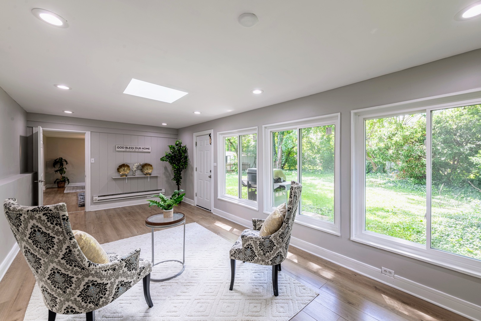 425 Lakewood Boulevard, Park Forest, IL 60466