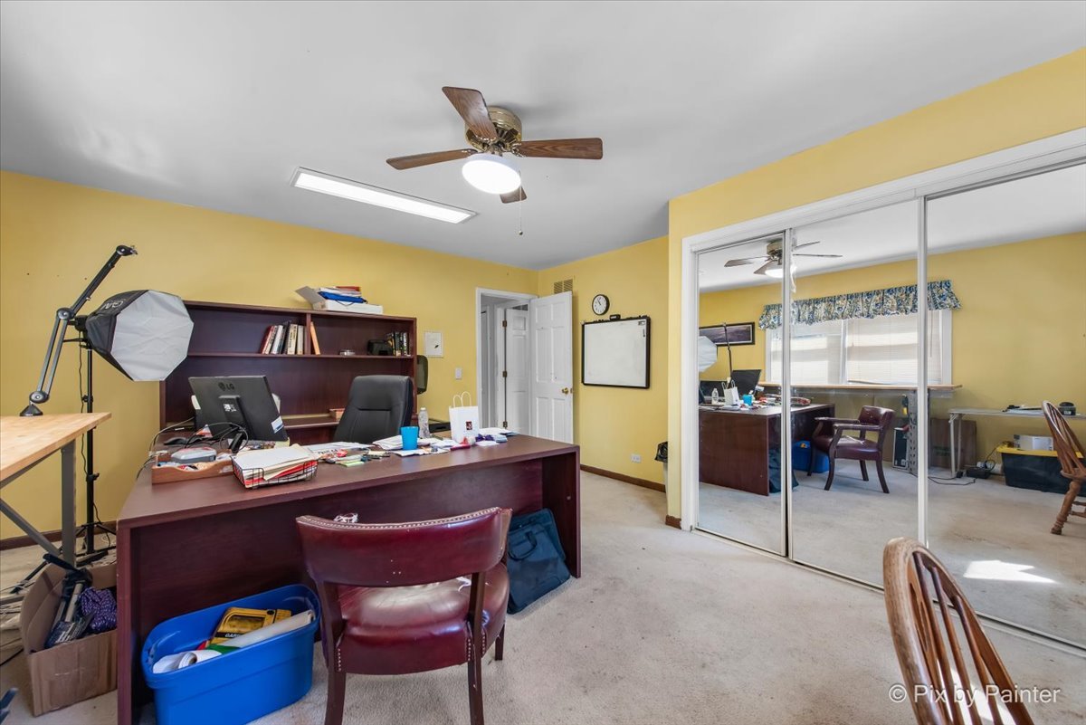 613 Zaininger Avenue, Naperville, IL 60563