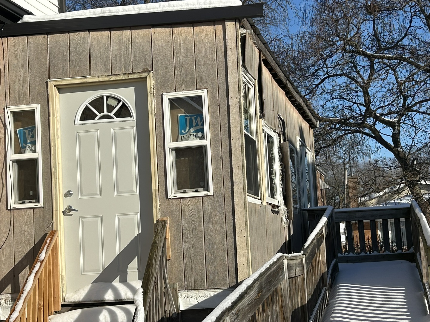 9300 S Vernon Avenue, Chicago, IL 60619