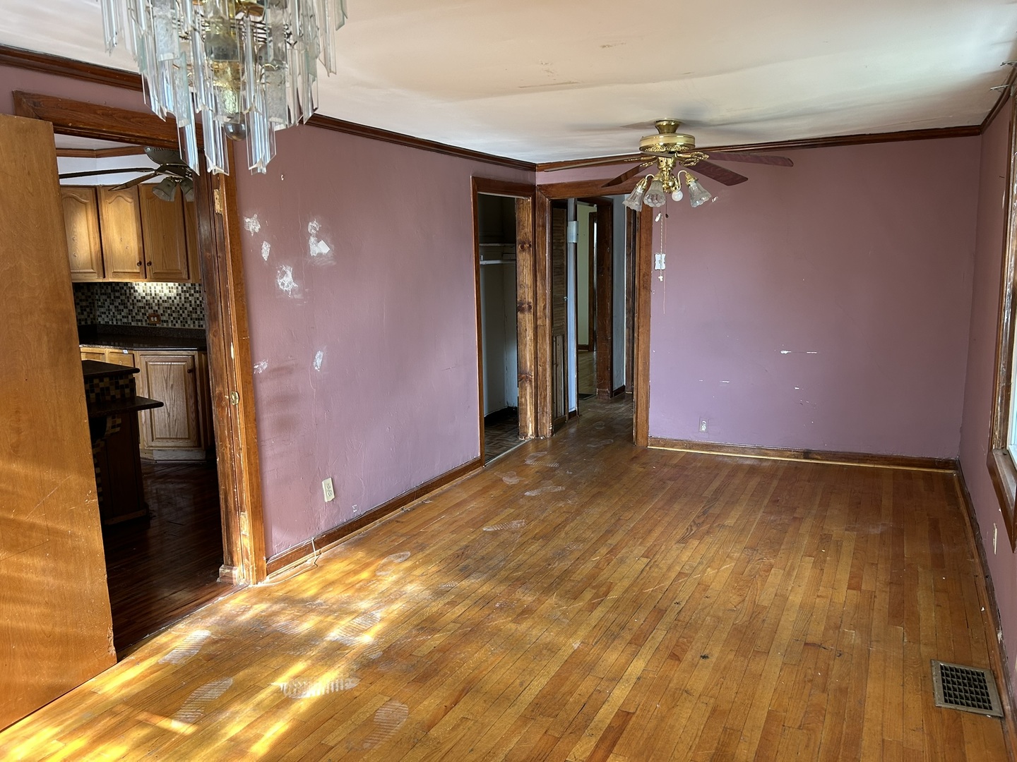 9300 S Vernon Avenue, Chicago, IL 60619