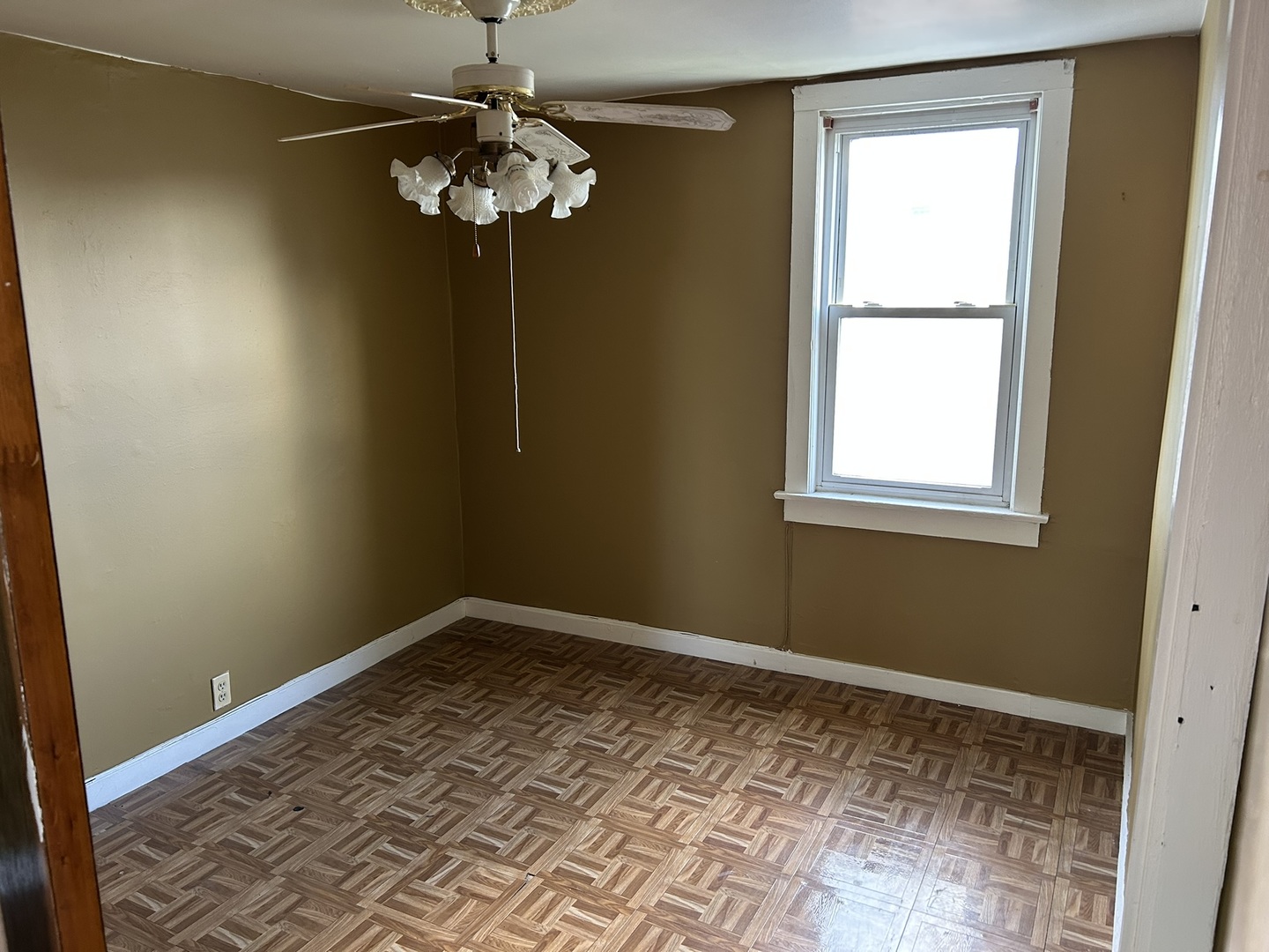 9300 S Vernon Avenue, Chicago, IL 60619