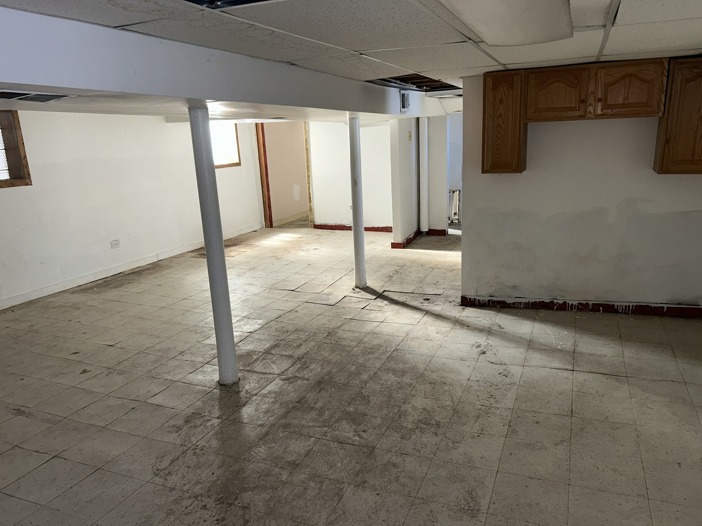 9300 S Vernon Avenue, Chicago, IL 60619