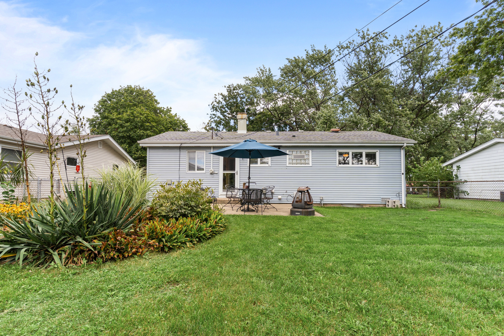 434 N Lincoln Avenue, Villa Park, IL 60181