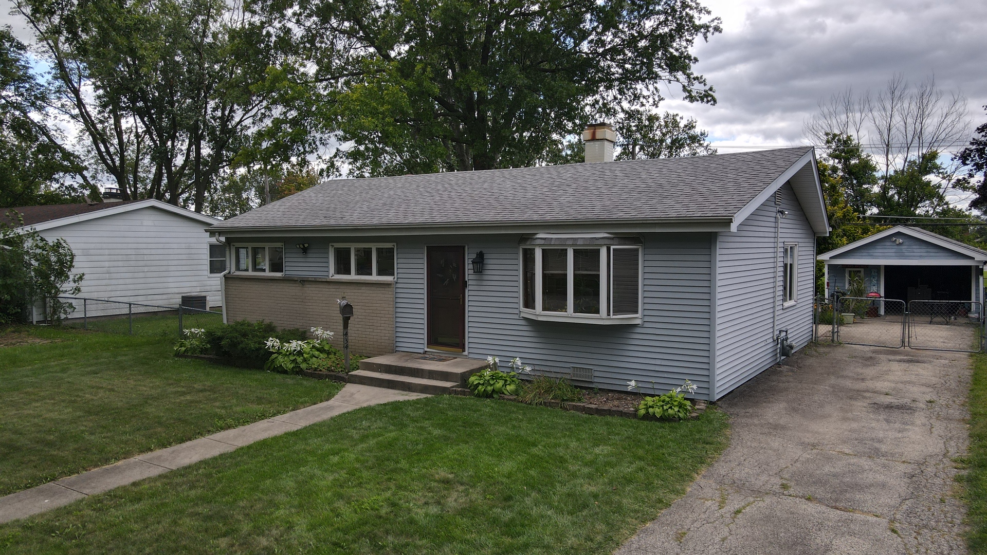 434 N Lincoln Avenue, Villa Park, IL 60181