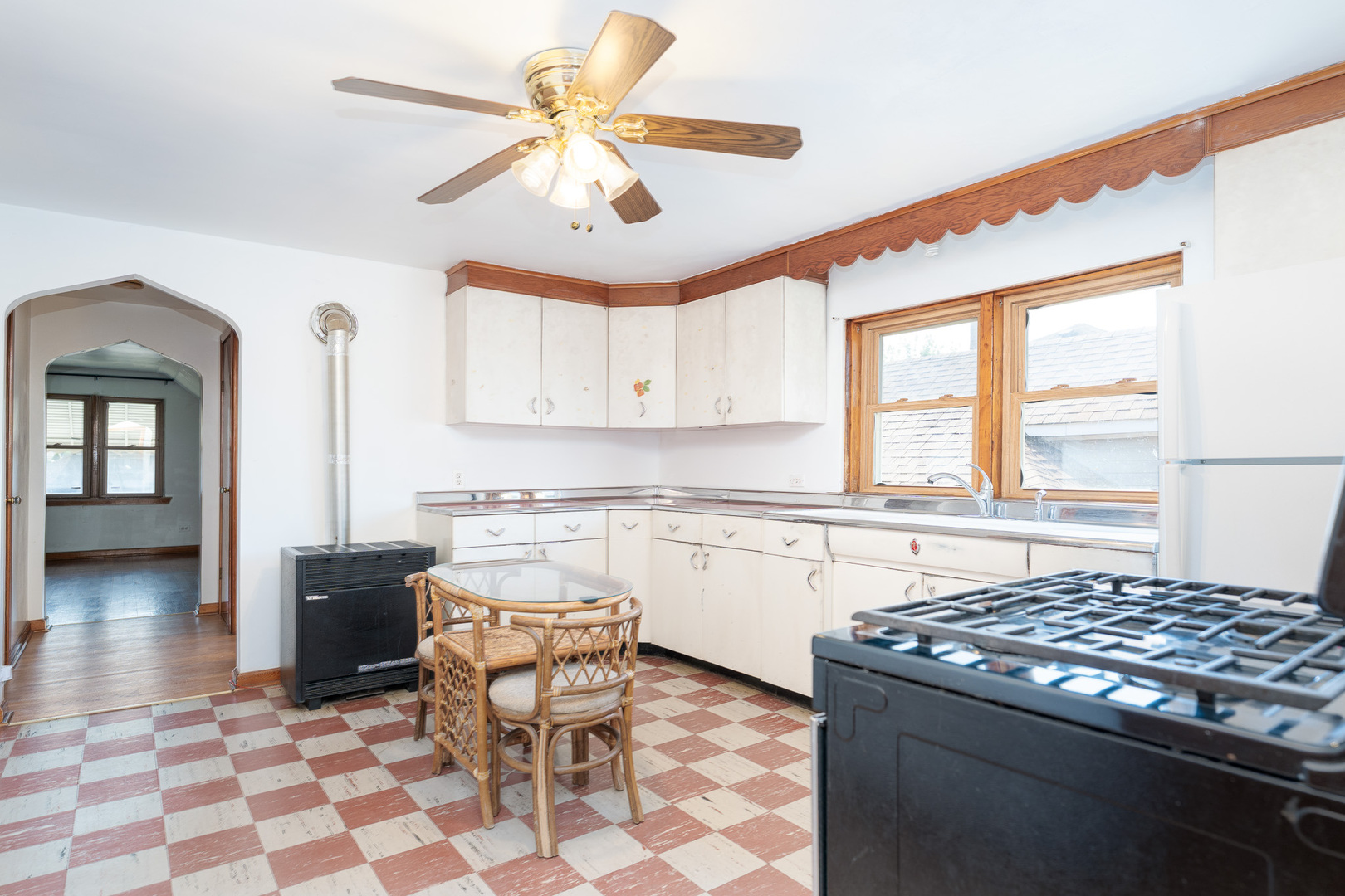 6416 S Karlov Avenue, Chicago, IL 60629
