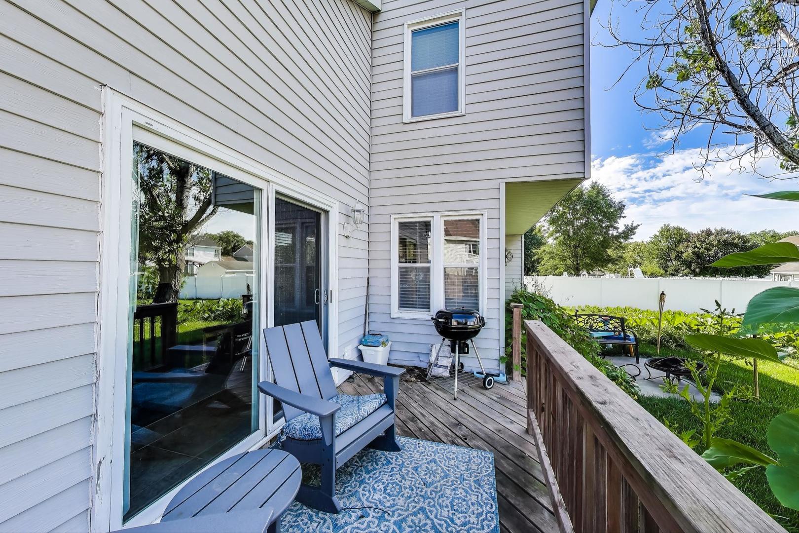 1424 Sweetbriar Lane, Elgin, IL 60123