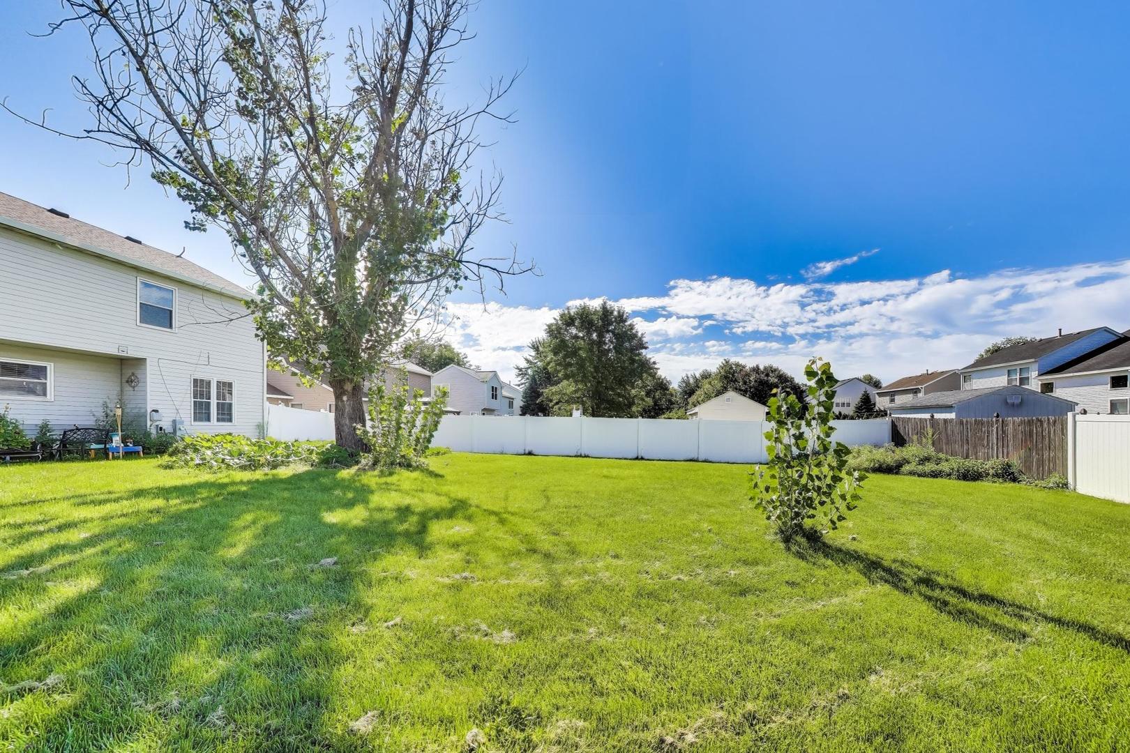 1424 Sweetbriar Lane, Elgin, IL 60123